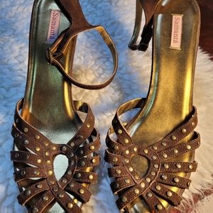 (2379) Samantha's Vero cuoio. Women's Heels 👠 Size 8M. Brown